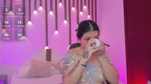 Snapshot of charlottee27_ chatting on 05.28.26 Charlottee online show from 05.28.26