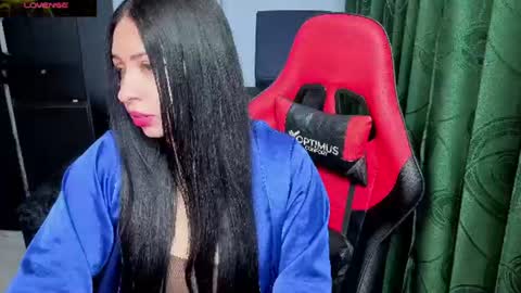 Snapshot of charlottee_lovee69 chatting on 07.04.26 Natalia online show from 07.04.26