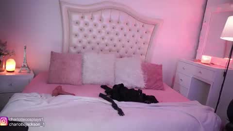 Snapshot of charlottejackson chatting on 02.19.25 ill be online tomorrow December 1st online show from 02.19.25