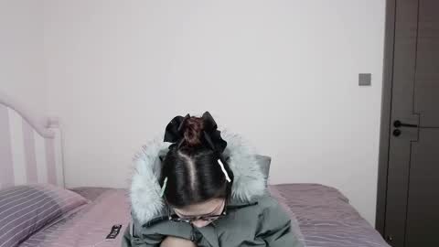 Charlotte online show from 02.12.25