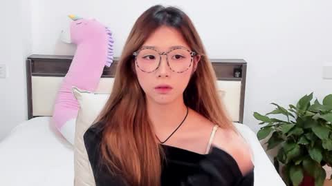 Charlotte online show from 04.04.26