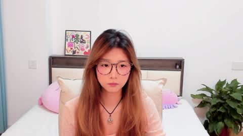 Charlotte online show from 04.12.26