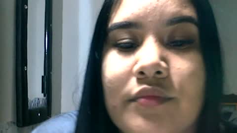 Snapshot of charlottequeen_21 chatting on 06.25.26 charlottequeen_21 online show from 06.25.26