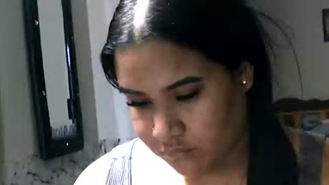 Snapshot of charlottequeen_21 chatting on 06.26.26 charlottequeen_21 online show from 06.26.26