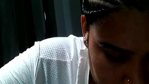 Snapshot of charlottequeen_21 chatting on 07.17.26 charlottequeen_21 online show from 07.17.26