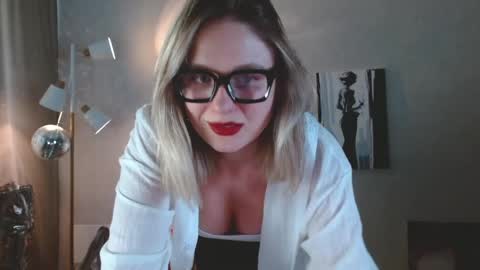 Michelle  online show from 06.05.26