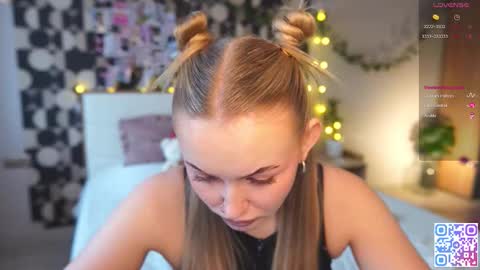 my fansly Charming daisy              My Wishlist  for new toys     online show from 01.16.26