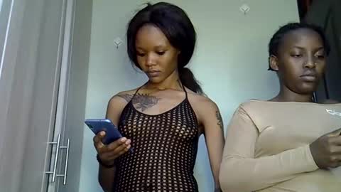 Snapshot of charmingdime chatting on 06.25.26 charmingdime online show from 06.25.26
