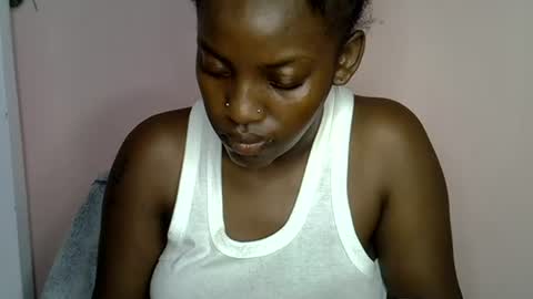 Snapshot of charmingdime chatting on 07.23.26 charmingdime online show from 07.23.26