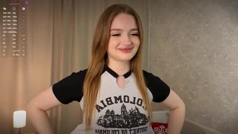 Snapshot of charoletteharles chatting on 04.03.26 Lolla online show from 04.03.26