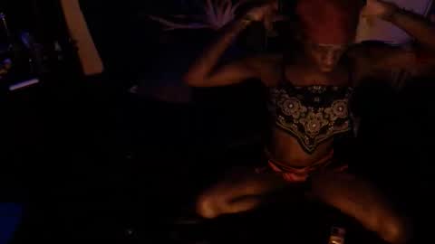 Snapshot of charr1barr chatting on 11.16.25 Miss Chocolate online show from 11.16.25