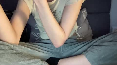 Vicky online show from 10.05.25