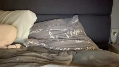 Vicky online show from 11.10.25