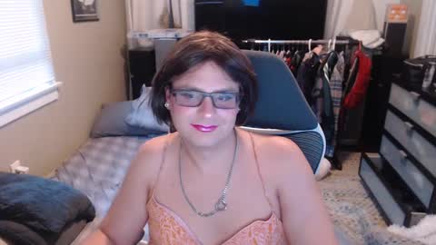 Natalie online show from 09.17.25