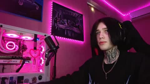 Snapshot of chasxr chatting on 03.10.25 Ryan online show from 03.10.25