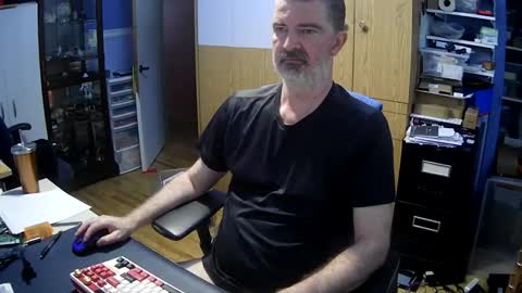 wanaBeYourToy online show from 06.08.26