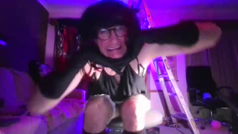 We Chat online show from 04.29.26