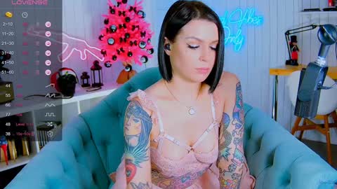 Miss Harmony online show from 01.11.25