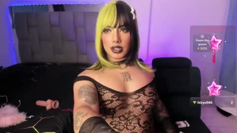 Snapshot of chaturmodels chatting on 05.13.26 Sophie online show from 05.13.26