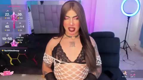 Snapshot of chaturmodels chatting on 06.15.26 Sophie online show from 06.15.26
