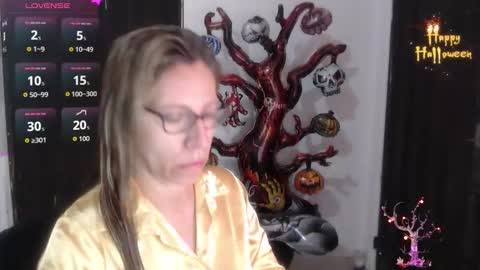 Snapshot of chayla_ruiz chatting on 11.02.25 CHAYLA VICTORIA RUIZ online show from 11.02.25