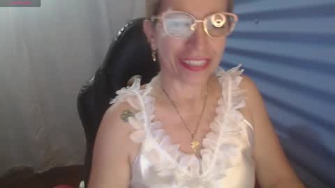 CHAYLA VICTORIA RUIZ  online show from 05.03.26