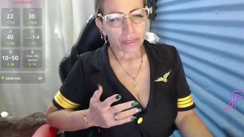 Snapshot of chayla_ruiz chatting on 06.04.26 CHAYLA VICTORIA RUIZ online show from 06.04.26