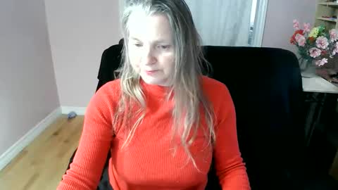 Snapshot of chealsiek chatting on 05.27.26 chealsiek online show from 05.27.26