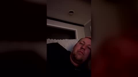 Snapshot of cheekclapper3000 chatting on 12.04.25 cheekclapper3000 online show from 12.04.25