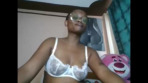 Snapshot of cheeky_charms chatting on 05.16.26 cheeky_charms online show from 05.16.26