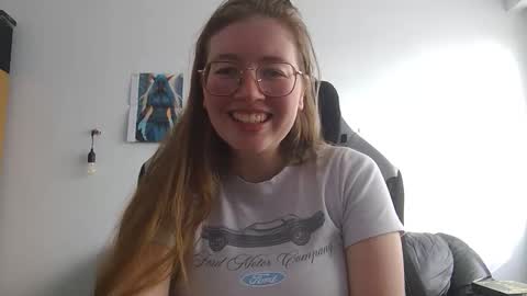 Snapshot of cheekynightowl chatting on 09.10.25 CheekyNightOwl online show from 09.10.25