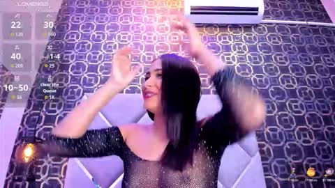 Snapshot of cheerryblossom_ chatting on 11.18.25 Cherry online show from 11.18.25