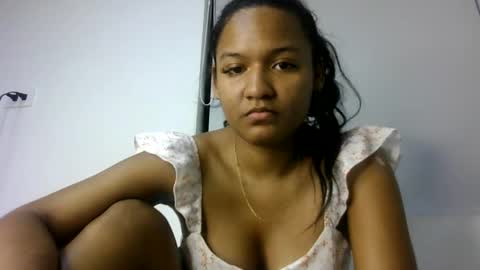 Snapshot of chelcym chatting on 05.10.26 cherlcym online show from 05.10.26