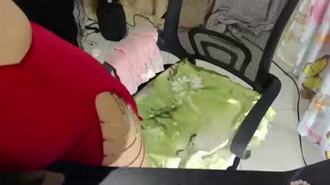 Chell online show from 11.25.25