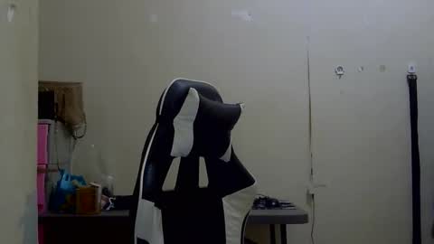 chelly4u69 online show from 09.25.25