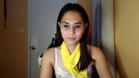 chelly4u69 online show from 04.22.26