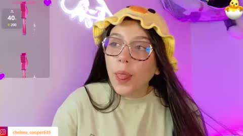 Chelsea online show from 02.04.25