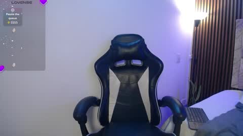 chelsea_dalea online show from 02.22.26