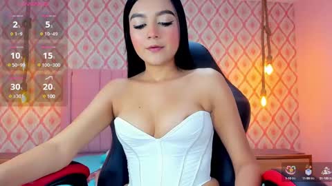 Snapshot of chelsypickman chatting on 03.11.25  C H E L S Y online show from 03.11.25