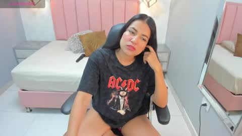 Camila  online show from 06.17.26