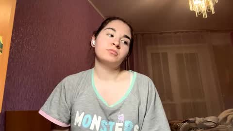 Dina online show from 04.27.26