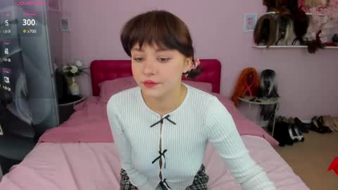 Cherie Dillon online show from 03.31.26