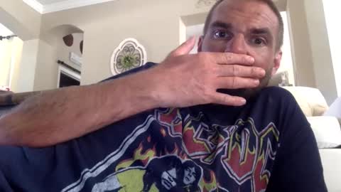 Snapshot of cherokeebatman88 chatting on 04.12.26 cherokeebatman88 online show from 04.12.26