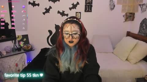 Snapshot of cherry_blushh chatting on 10.27.25 cherry_blushh online show from 10.27.25