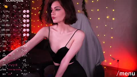 Snapshot of cherry_bombs chatting on 12.23.24 Kate online show from 12.23.24