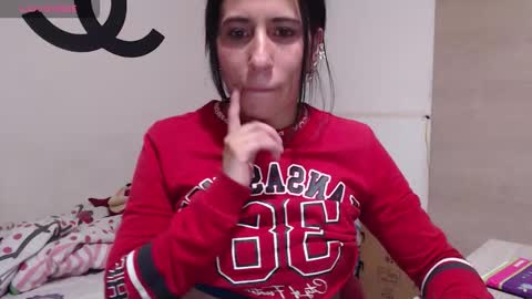 Snapshot of cherry_hc chatting on 10.21.25 Nezumy Rey  online show from 10.21.25