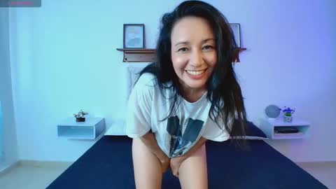 Snapshot of cherry_juicyxxx chatting on 01.05.26 irene online show from 01.05.26