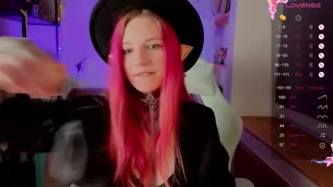 Roxy online show from 11.02.25