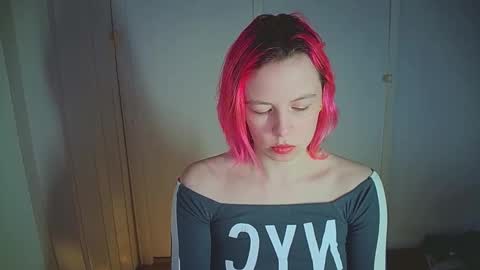 Snapshot of cherrybaby_0 chatting on 01.12.26 cherrybaby_0 online show from 01.12.26