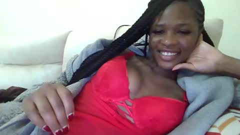 Cherryblossom2002 online show from 09.29.25